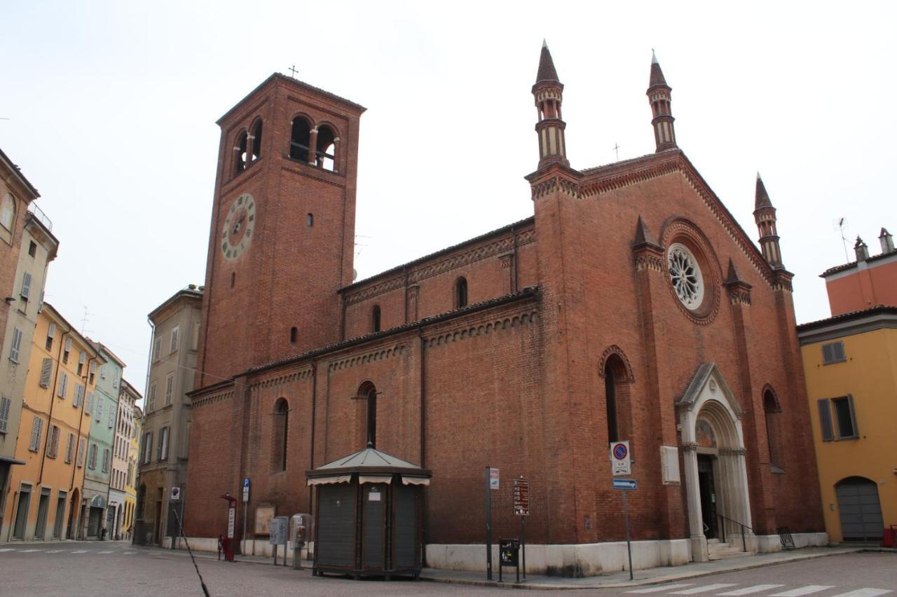 Loft 33 Lägenhet Piacenza Exteriör bild