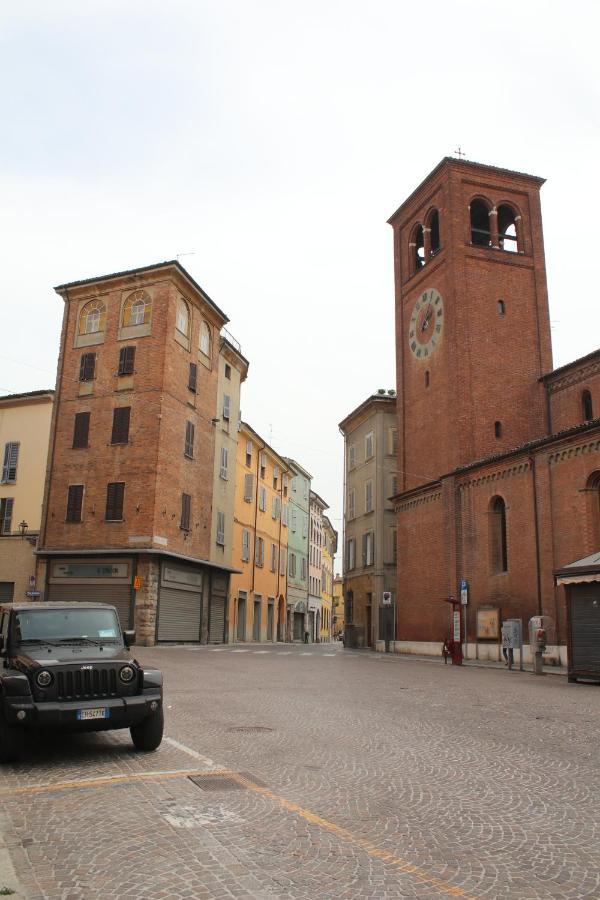 Loft 33 Lägenhet Piacenza Exteriör bild