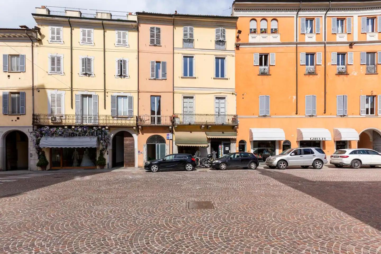 Loft 33 Lägenhet Piacenza Exteriör bild
